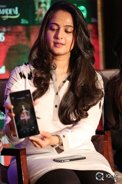 Rudramadevi-Movie-Release-Date-Press-Meet